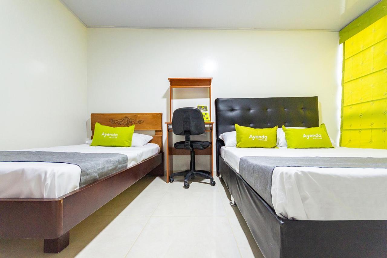 Hotel Ayenda Casa Howard 1092 ボゴタ エクステリア 写真