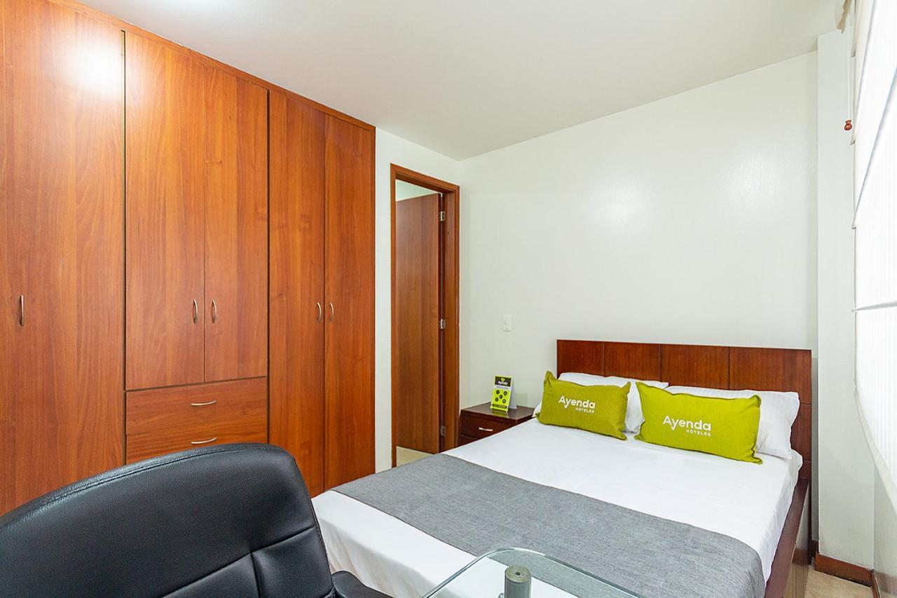 Hotel Ayenda Casa Howard 1092 ボゴタ エクステリア 写真