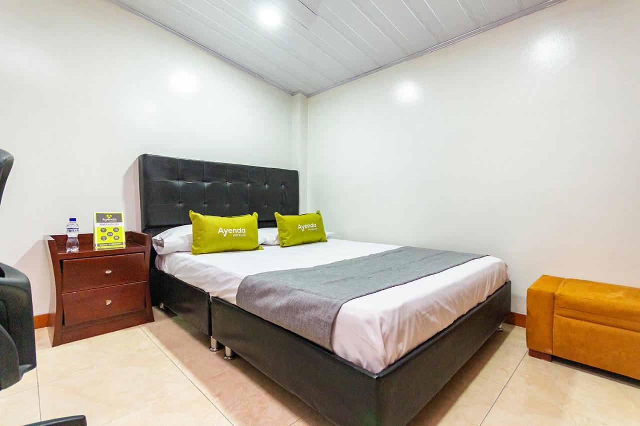 Hotel Ayenda Casa Howard 1092 ボゴタ エクステリア 写真
